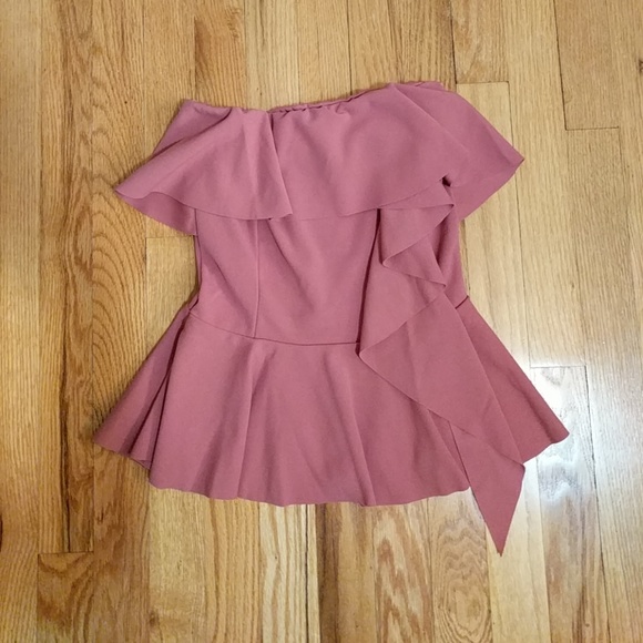 Nasty Gal Tops - NWT Nasty Gal Off Shoulder Top